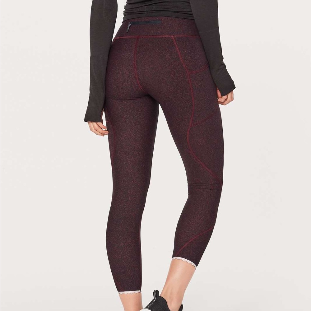 🌿Rare Lululemon Tight Stuff Tight 7/8 GGB